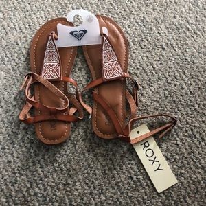 Roxy sandals